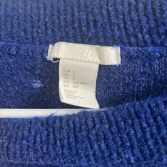 H&M Long Sleeve Sweater - Picture 3 of 3